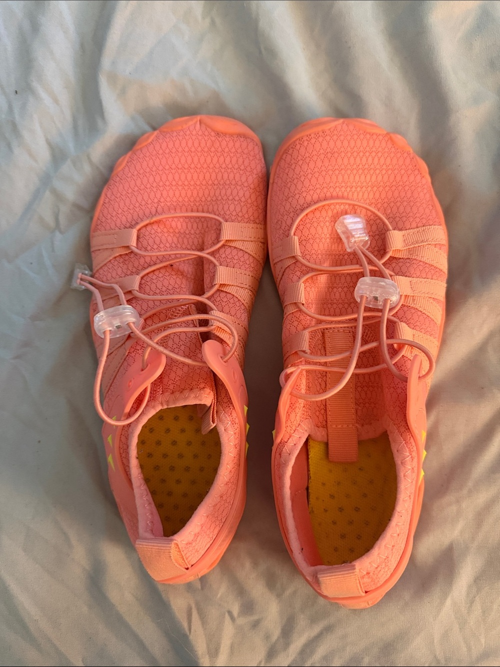 Women’s  Coral Slip-On Barefoot no drop Athletic Shoes size 39